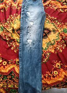 Stylish Men's Ripped Blue Denim Jeans