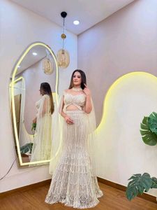 🤍White Shimmer Western Fishcut Lehenga🤍
