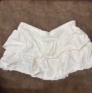 𖦹 ׂ 𓈒🐇 ೀ White Ruffle Tiered Mini Skirt