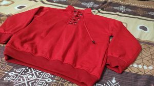 Beautiful Woman And Girls Winter Sweatshirt. ❤