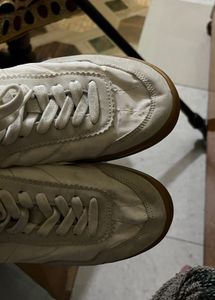 zara super sneakers