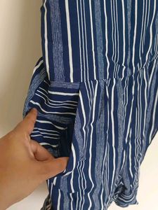 Striped Navy Blue Jumpsuit with 2 pockets
