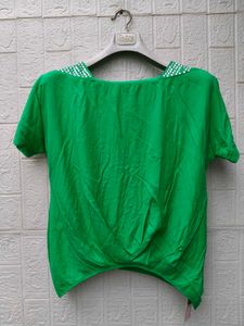 New with tag Green Cute Korean Top