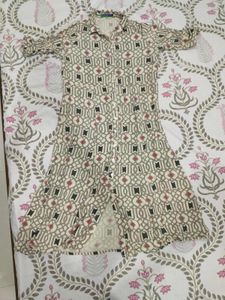 Bombay Paisley kurti