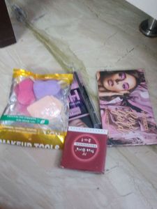 Makeup Bundle: Palettes, Kajal, Sponges