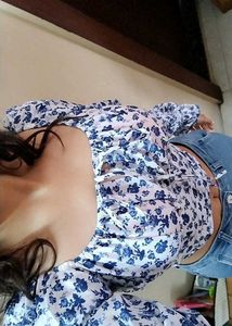 Floral Puff Sleeve Top