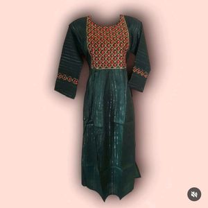 🛍Nyra Cut Kurtis🥰