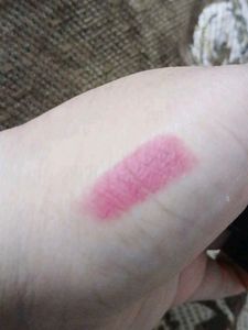 Manish Malhotra Lipstick Swatched