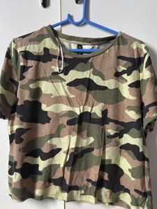H&M Camouflage Print T-Shirt