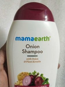 Mamaearth Onion Shampoo