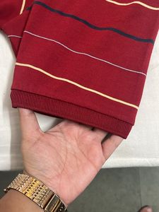 Red Tshrt