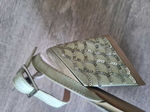 House of Pataudi Sparkly Gold - Mint Green Strappy
