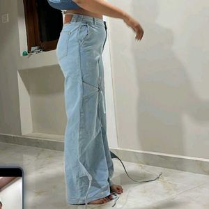 viral knot jeans