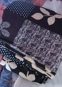 Double Bedsheet With 2 Pillow Covers