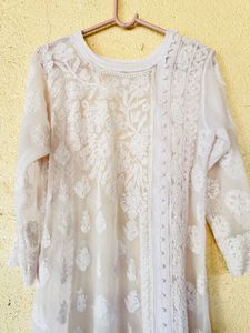 Elegant White Chikankari Kurta