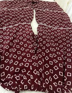 Maroon Kurta Set with Mirror Work