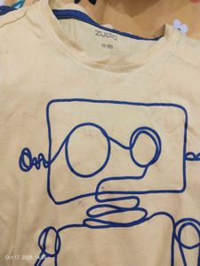 zudio Cute Robot Graphic Tee size 2-3 years