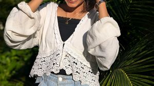 price drop*🩷Chic Lace Trim Cardigan