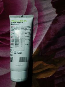 COSIQ Vitamin B3-5% Face Wash Niacinamide