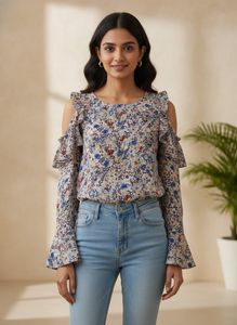 chic floral print ruffle top