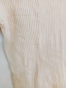 Ribbed Knit Short Sleeve Top