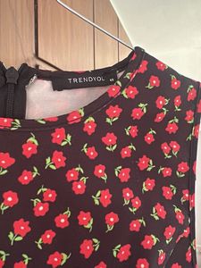 Chic Floral Print Mini Dress