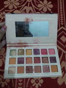 New Nude Eyeshadow Palette