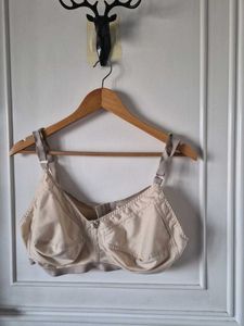 Comfortable Beige Everyday Bra