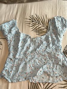 Cute Floral Print Puff Sleeve Top
