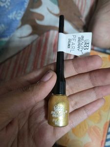 Beauty Berry Pearl Eyeliner - Gold