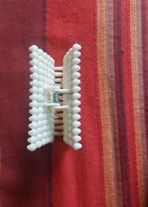 White Pearl Beautiful Clutcher