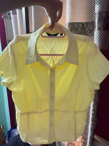 Nuon Chic Pastel Yellow Cropped Shirt