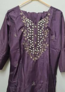 Elegant Purple Embroidered Kurta