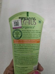 Lotus organic face wash