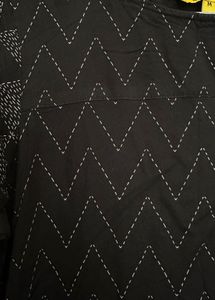 Chic Black Kurta with Geometric Print
