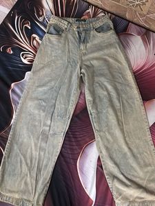Vintage Wash Wide Leg Jeans