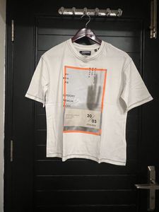Superdry Graphic Tee - Size M