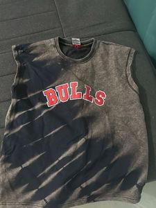 Unisex "Bulls" Sleeveless Graphic T-Shirt