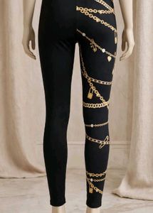 it's a SHEIN Brand. Tights / activ wear