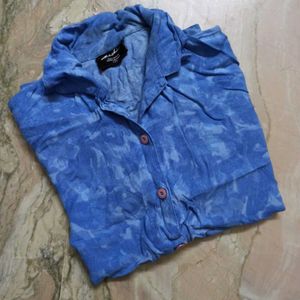 Button-up Resort Style Shirt