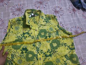 Vibrant Yellow Sleeveless Shirt in XL size
