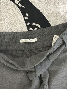 Stylish Wide-Leg Gray Pants with Belt