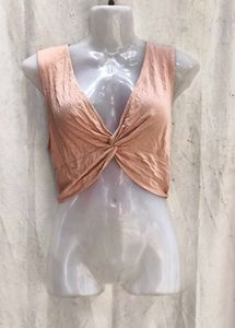 7278. Twisted Front Crop Top