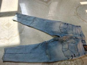 Men's Distressed Blue Jeans