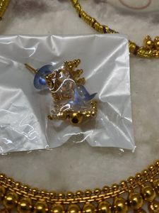 Gold finished minimal necklace set