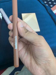 huda beauty lip contour -soft nude