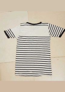 Stylish Striped Short Sleeve Top