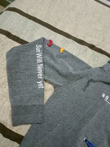 Grey Cropped Hoddie
