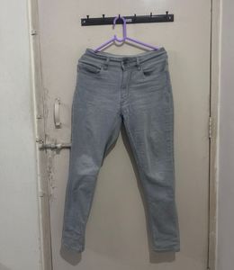 Gray High-Waisted Women Jeans Size 30