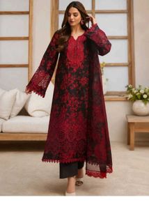 Elegant Red &amp; Black Floral Kurta S